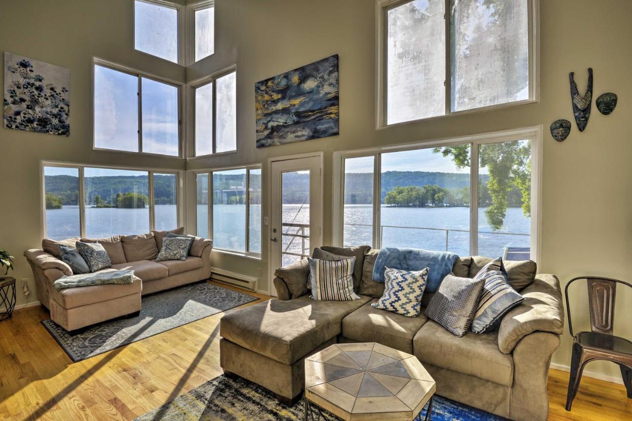Waterfront Deruyter Home With Private Dock! New Woodstock Bagian luar foto